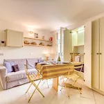 Apartman With Garden - Happy Menton