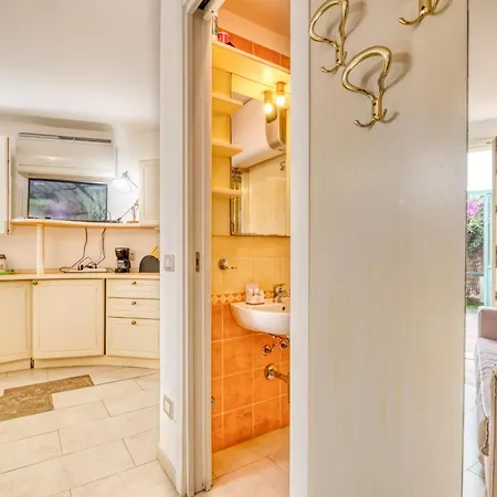 Lägenhet Nice Studio With Garden And Terrace - Happy Rentals *
