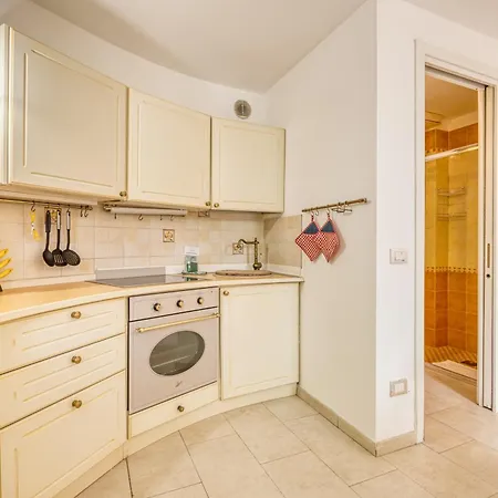 Appartement With Garden - Happy