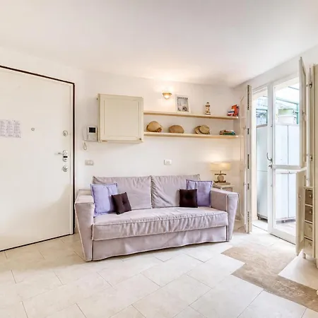 아파트 Nice Studio With Garden And Terrace - Happy Rentals *